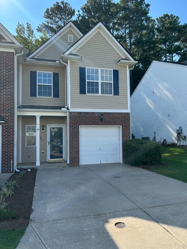 2907 Greyhawk Ln, Cumming, GA 30040