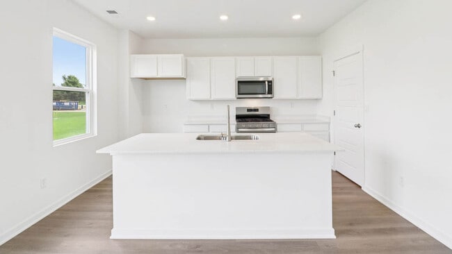 6564 Walnut Ct, Wonder Lake, IL 60097 - photo 6