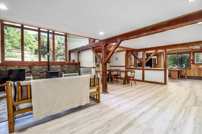 155 Squash Hollow Rd unit 155 Squash Hollow Rd, New Milford, CT 06776 - photo 4