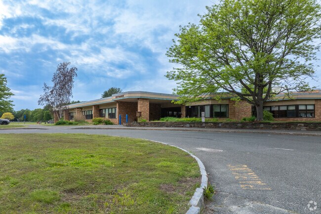 Craneville Elementary School has an overall grade of B- on Niche.