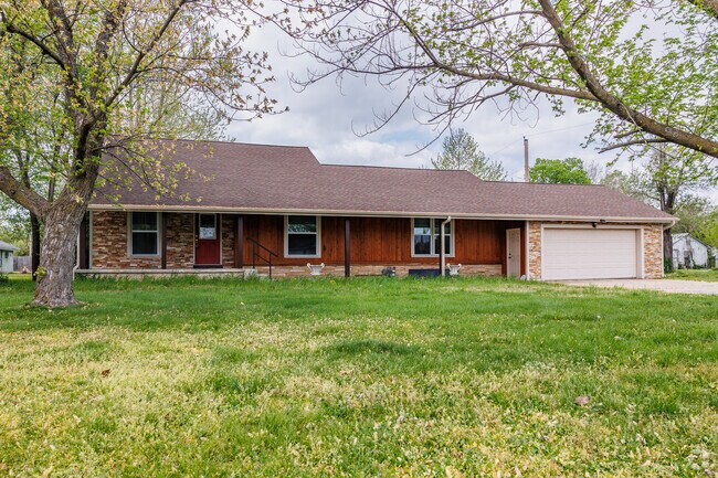 Ranch style homes are common in Cecil Floyd.