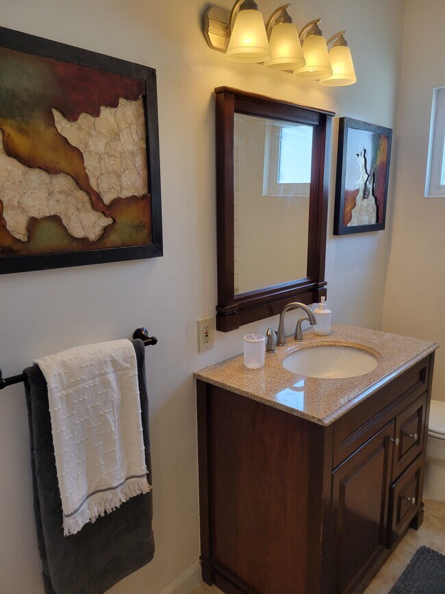 7315 Wilcox Ave, Bell Gardens, CA 90201 - photo 4