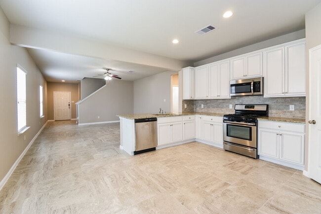 12115 City Trek Ln, Houston, TX 77047 - photo 7