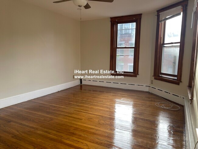 338 K St unit 1, Boston, MA 02127 - photo 6