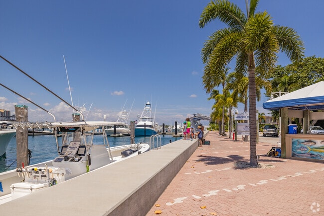 Enjoy fresh water and fish while living in Palm Beach Shores, FL.