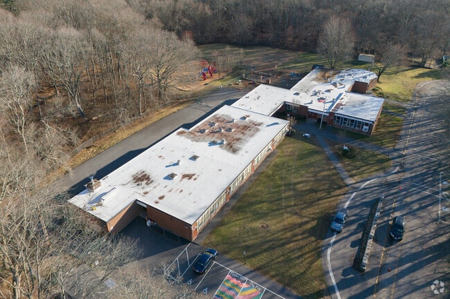 For pre-school children, Oldham Elementary School in East Providence is a destination.