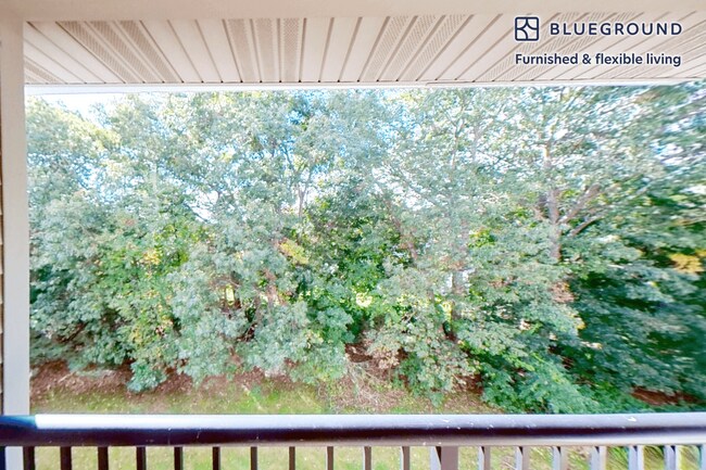 100 Lexington Ridge Dr unit FL3-ID5709A, Lexington, MA 02421 - photo 5