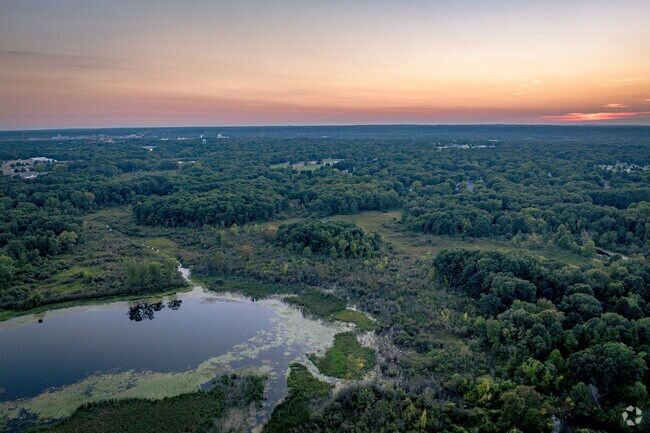 Another resource in Burke Acres is the Bow in the Clouds Preserve, which has a 1-mile trail.