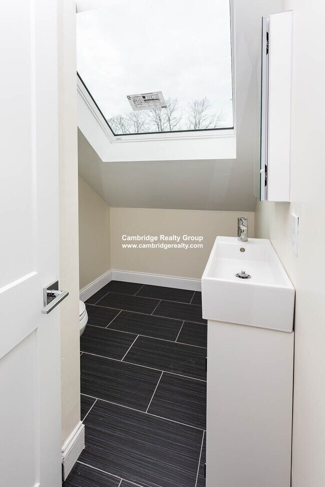 476 Fulton St Unit T, Medford, MA 02155