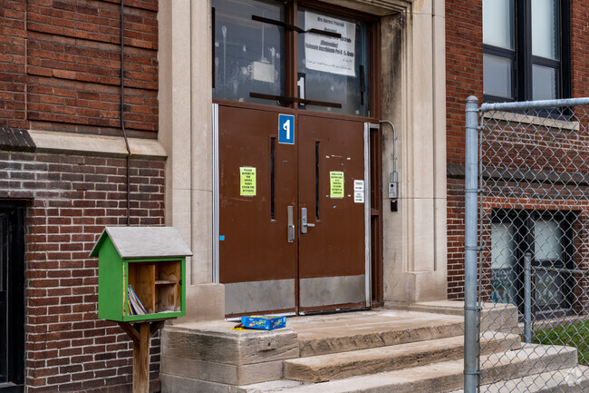 Bennett Elementary School, entrance.