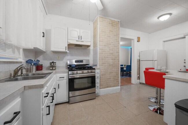 21 Lord Ave unit ID1290853P, Bayonne, NJ 07002 - photo 6