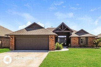 9948 SW 22nd St, Yukon, OK 73099