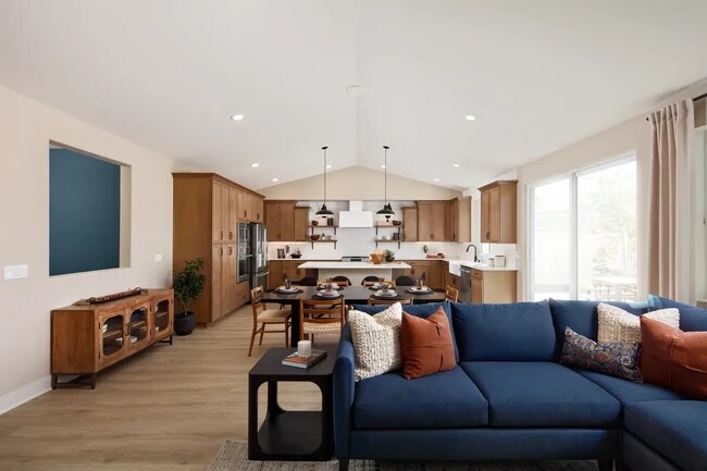 8061 Iron Crk Dr unit 37316507, Friant, CA 93626 - photo 7