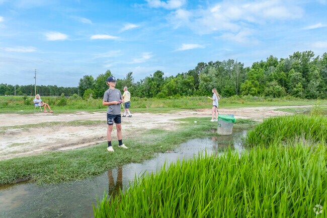Cross Creek benefits from access to the fishing pond at Phinizy Swamp Nature Park along its eastern perimeter.