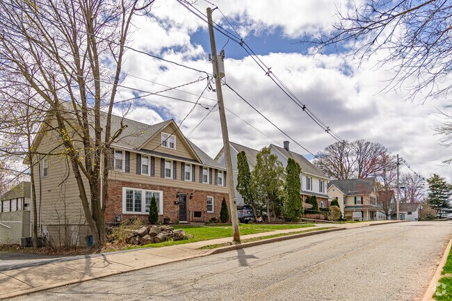 Handsome homes and wide, quiet streets make Sussex a place where families can truly settle in and thrive.