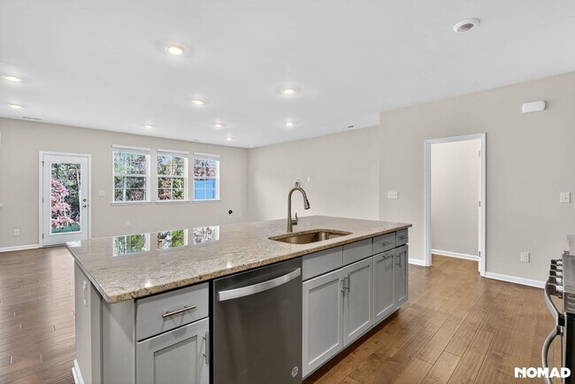 3319 Glenn Hope Way, Matthews, NC 28104 - photo 5