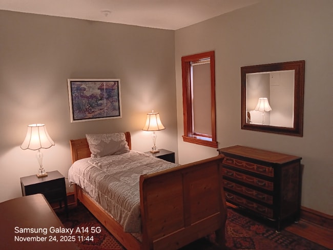 552 N Lawler Ave unit 1, Chicago, IL 60644 - photo 2