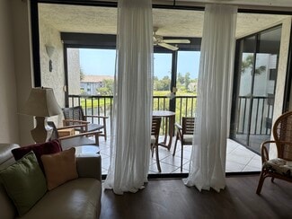 4200 Steamboat Bend Unit 401, Fort Myers, FL 33919