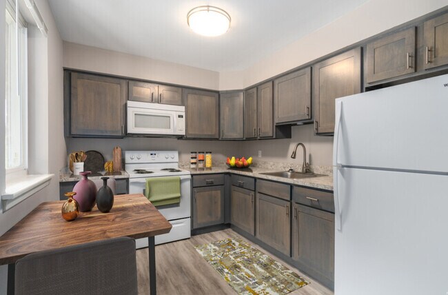 Highview Gardens, Spring City, PA 19475 - photo 3