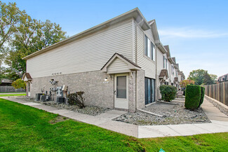 38599 Wellington Dr Unit 49, Clinton Township, MI 48036