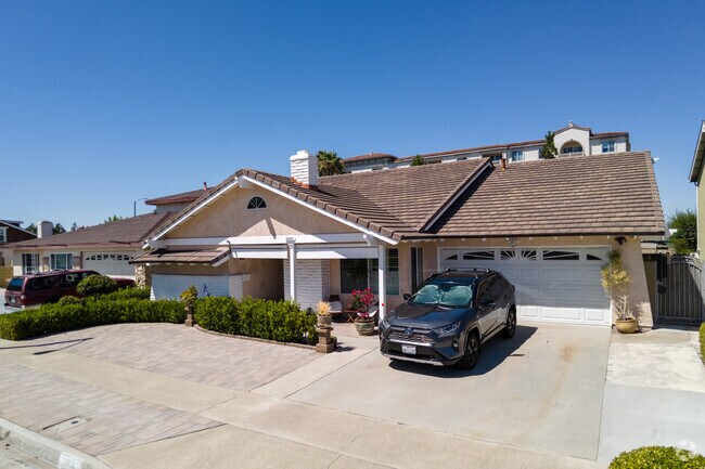 Star View offers traditional homes with double garages for convenient suburban living.