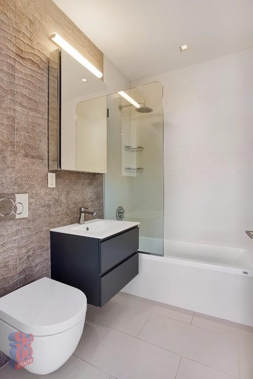 380 E 10th St unit 2B, New York, NY 10009 - photo 2