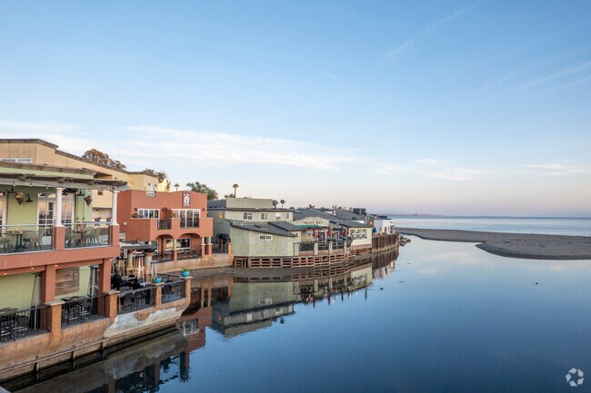 There are a lot of family owned business right by the beach in Capitola.