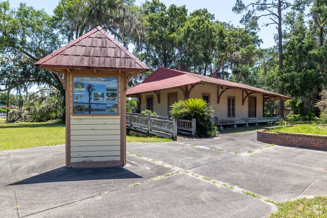 Stop into the Olustee Depot to learn all about the Osceola National Forest and all of its beauty.