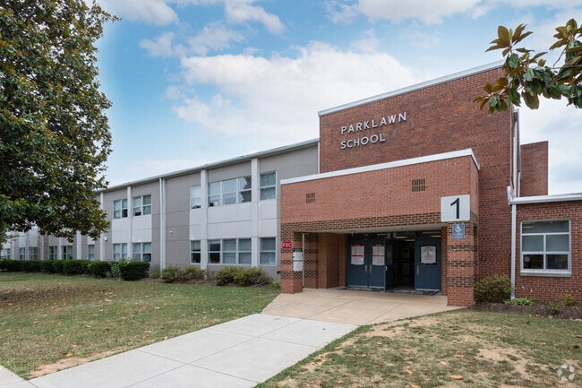 Parklawn Elementary School provides a quality educational experience for children in Lincolnia.