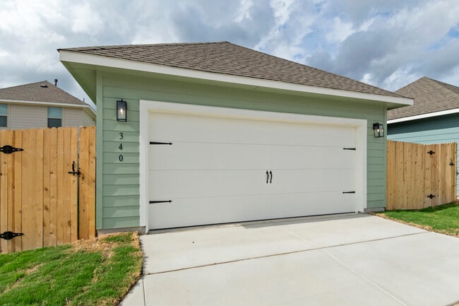 707 Stampede Rd unit 38760830, San Marcos, TX 78666 - photo 3