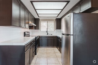 1731 Rodgers Rd, Hanford, CA 93230