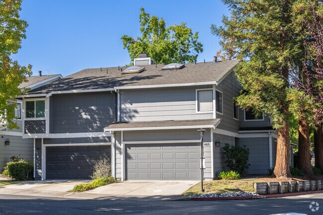 Townhomes offer more affordable options for living in the Buena Vista neighborhood.