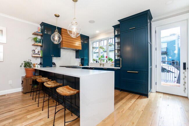 452 W 4th St, Boston, MA 02127 - photo 6