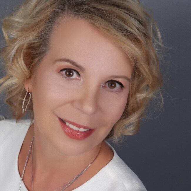 Christine Fuller