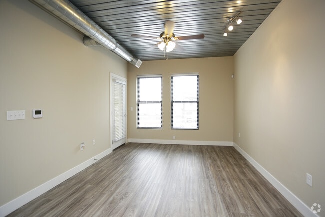 888 Lofts, Lawrence, KS 66044 - photo 4