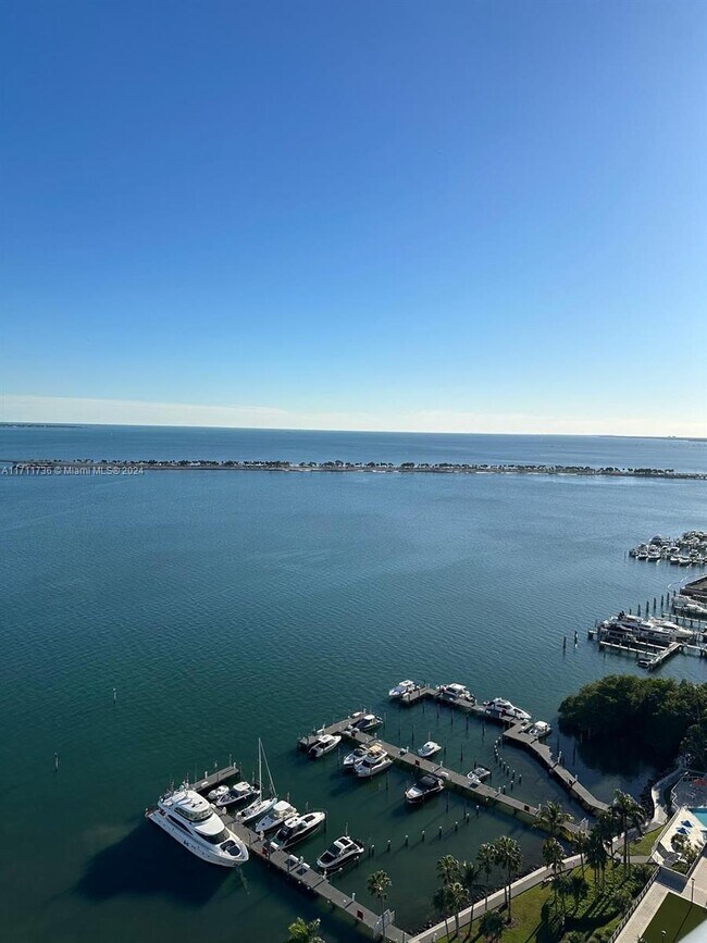 1541 Brickell Ave, Miami, FL 33129