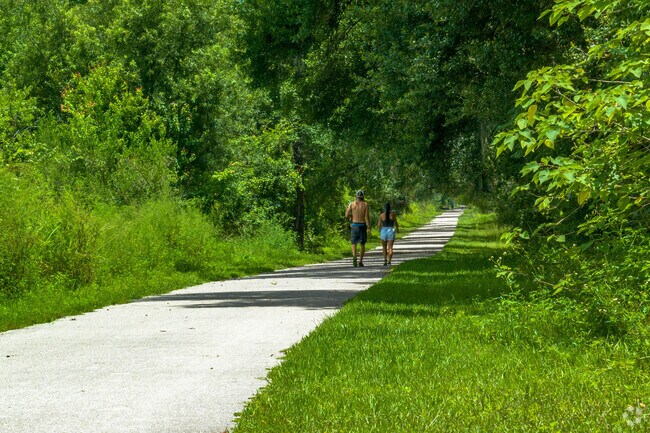 Enjoy a day out running or biking the Auburndale trail.