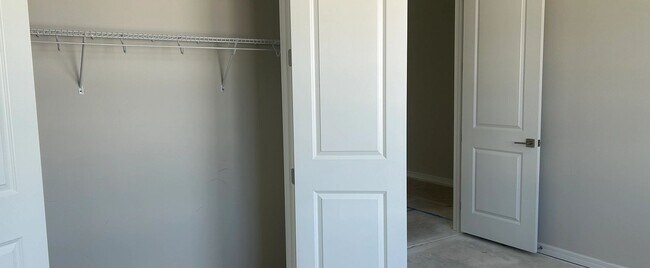 10049 Hidden Hammock Loop, Parrish, FL 34219 - photo 7