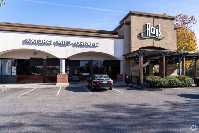 Aqui in South San Jose redefines Mexican-Californian dining.