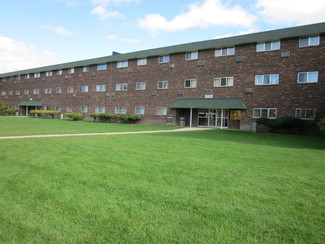 1675-1735 N Marywood Ave, Aurora, IL 60505