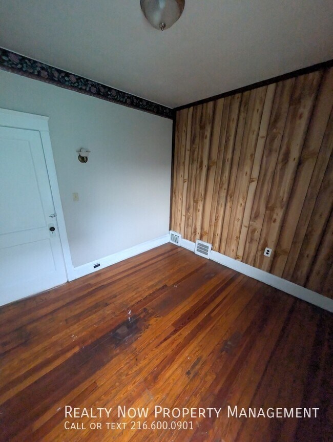 3431 W 91st St unit 2, Cleveland, OH 44102 - photo 7