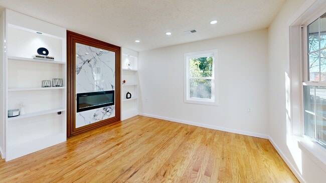 194 Dearborn St SE, Atlanta, GA 30317 - photo 3