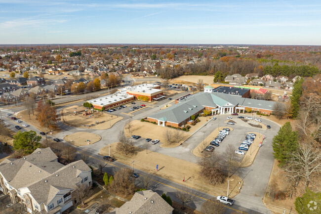 Memphis School of Excellence Cordova Elementary typically receives average ratings.