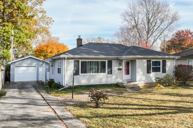 Well-maintained ranch homes are perfect for families in Kirkwood.