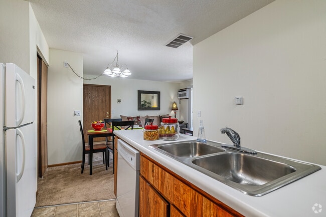 Chesterfield of Maumee, Maumee, OH 43537 - photo 5