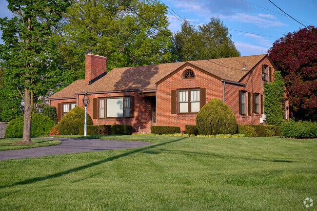 Single-family rancher-style home in Damascus, Maryland.