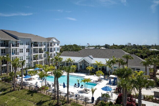 Mason Stuart, Stuart, FL 34997 - photo 2