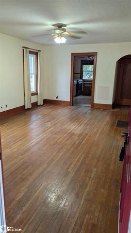 612 Main St, Sidney, IA 51652 - photo 4