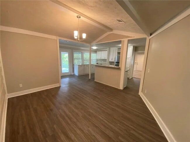 32 Woodland Dr, Phenix City, AL 36869 - photo 4