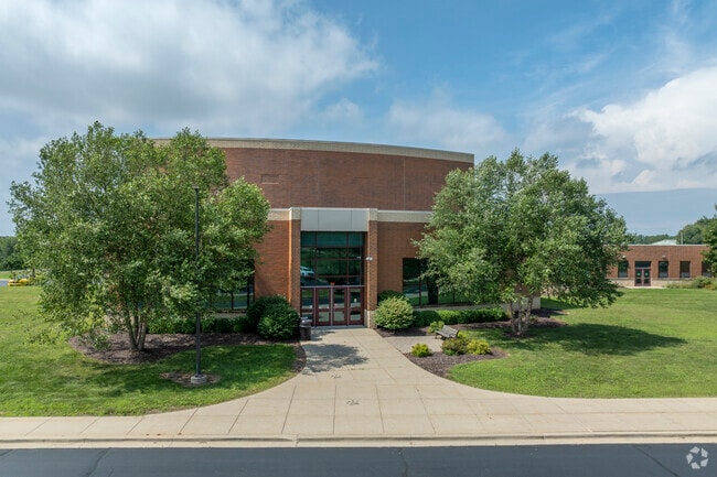 Byron Middle School  has a student-teacher ratio of 12 to 1.